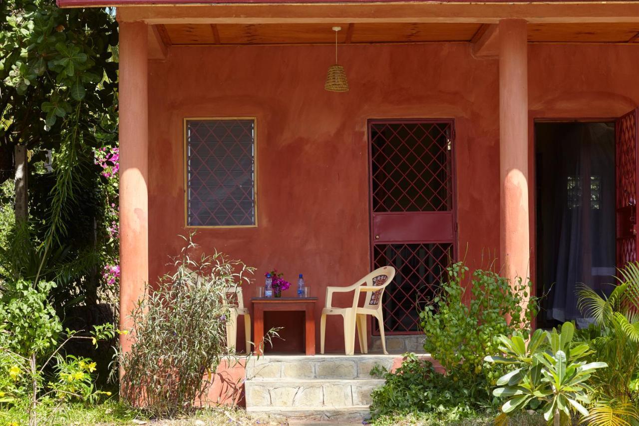 Bed and Breakfast Mangrove View à Watamu Extérieur photo